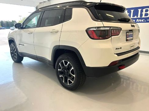 Used 2021 Jeep Compass Trailhawk AWD/4WD image 5