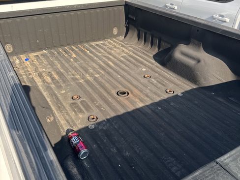 Used 2016 Ford F350 Lariat w/ Lariat Ultimate Package image 11