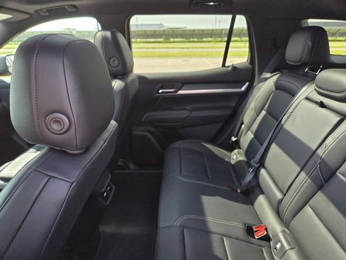 New 2026 GMC Terrain Elevation w/ Elevation Premium Package AWD/4WD image 44