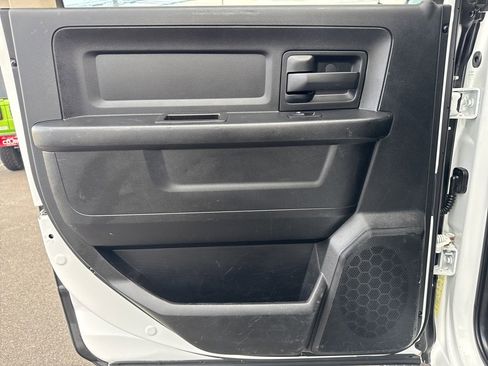 Used 2014 RAM 3500 Tradesman w/ Chrome Appearance Group image 21