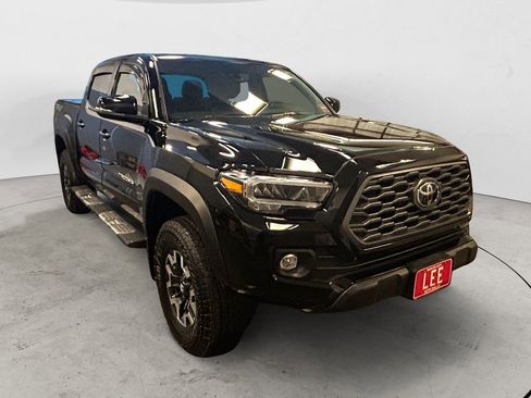 Used 2023 Toyota Tacoma TRD Off-Road image 5