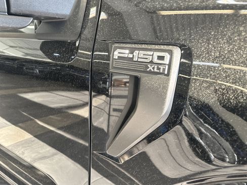 Used 2023 Ford F150 XLT w/ Equipment Group 302A High image 8