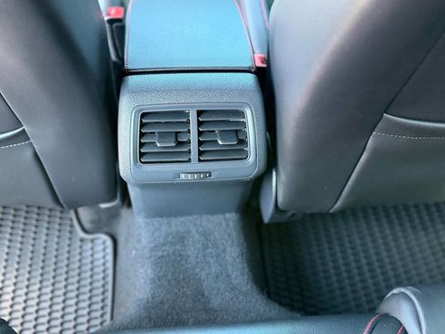 Used 2019 Volkswagen GTI Autobahn FWD image 88