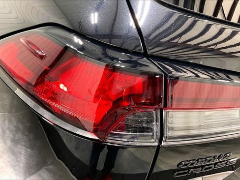 Used 2024 Toyota Corolla Cross AWD Hybrid w/ Moonroof Package image 29