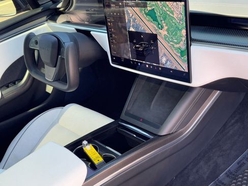 Used 2021 Tesla Model S Plaid AWD/4WD image 9