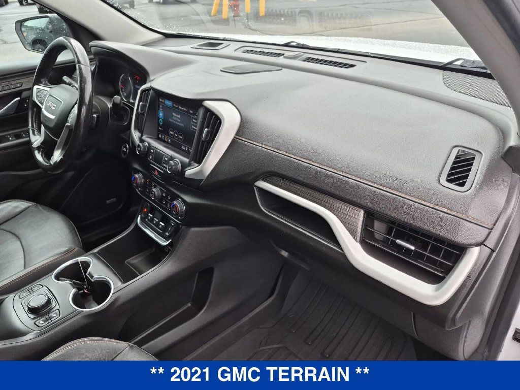 Used 2021 GMC Terrain SLT w/ Infotainment Package II AWD/4WD image 33