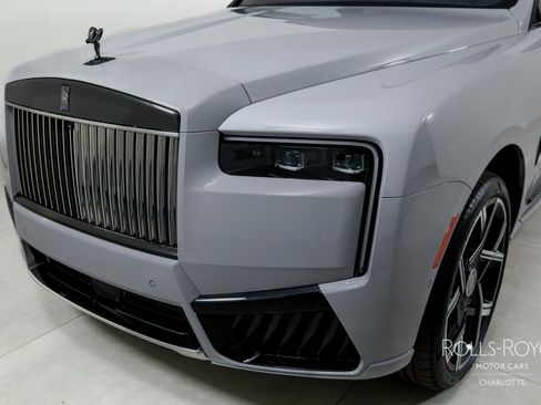 Used 2026 Rolls-Royce Cullinan Black Badge image 43