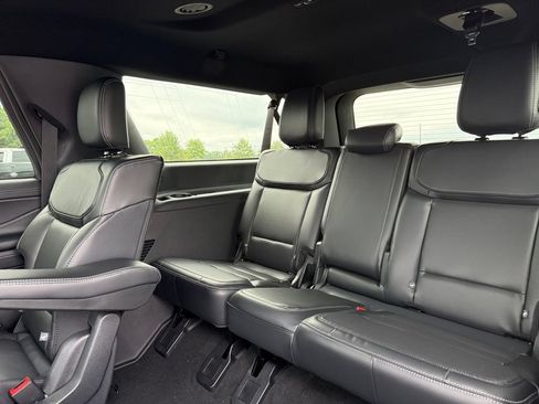 New 2027 Ford Expedition Max Platinum w/ Stealth Performance Package AWD/4WD image 20