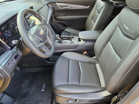 New 2026 Cadillac XT5 Luxury w/ LPO, Floor Liner Package AWD/4WD image 10