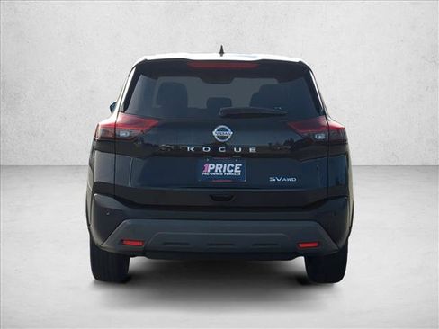 Used 2021 Nissan Rogue SV image 7