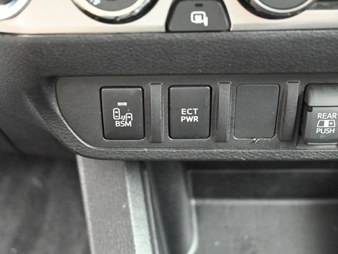 Certified 2023 Toyota Tacoma SR5 w/ Technology Package AWD/4WD image 23