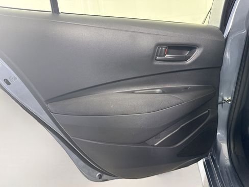 Used 2022 Toyota Corolla LE FWD image 25