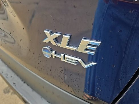 Used 2025 Toyota RAV4 XLE w/ Convenience Package AWD/4WD image 20