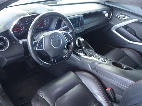 Used 2018 Chevrolet Camaro LT w/ RS Package image 16