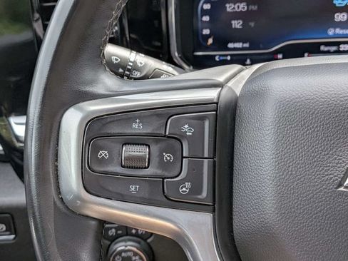 Used 2025 Chevrolet Silverado 1500 LT AWD/4WD image 22