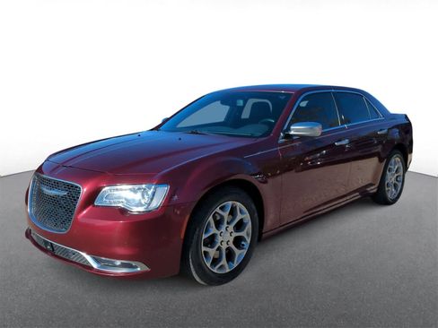 Used 2017 Chrysler 300 C Platinum w/ Safetytec Group II image 4