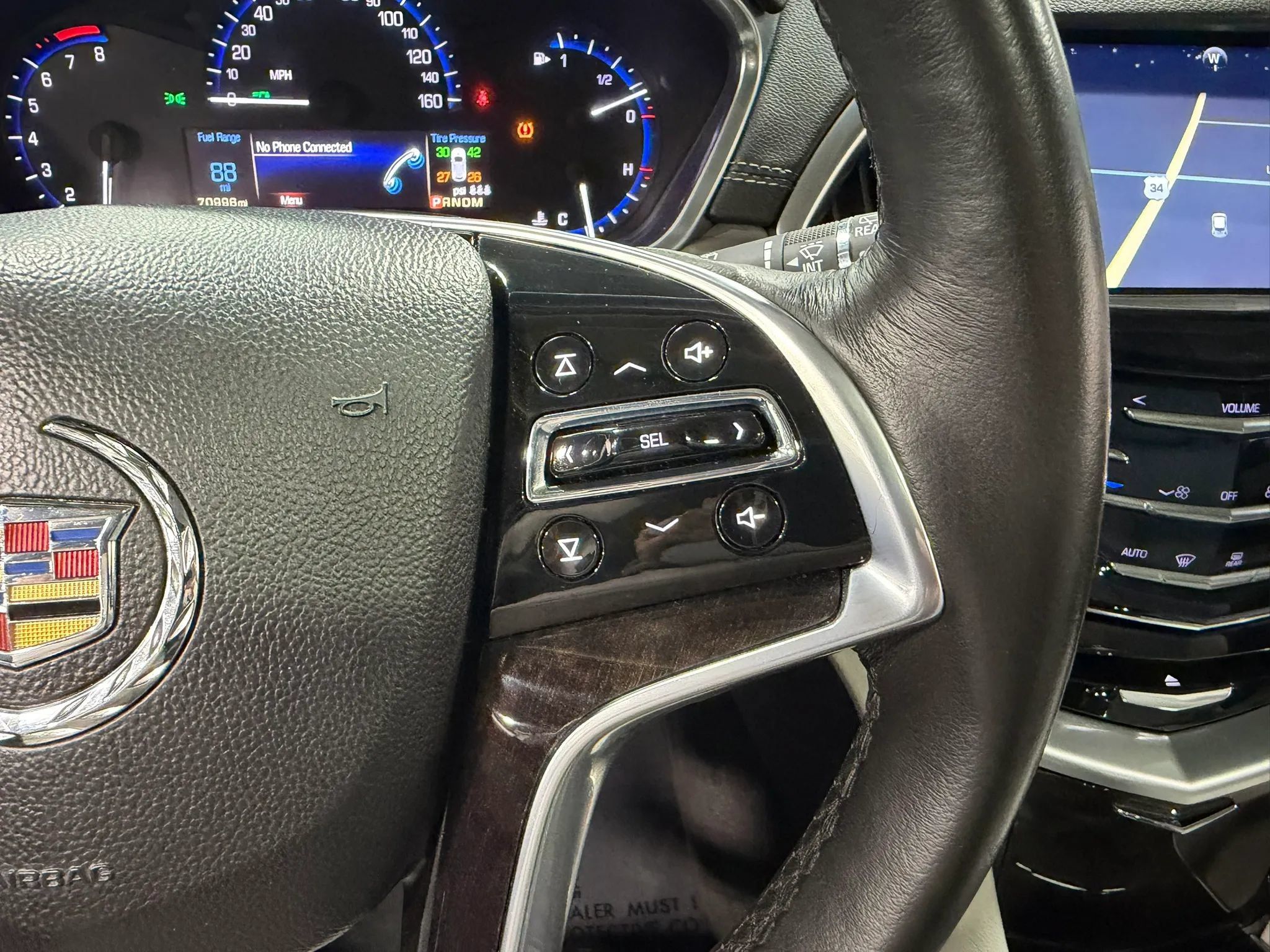 Used 2015 Cadillac SRX Luxury w/ Driver Awareness Package AWD/4WD image 14