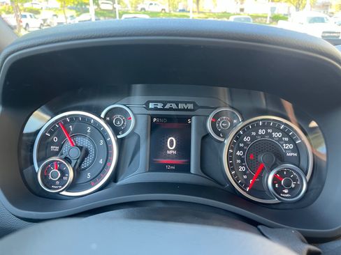 New 2026 RAM 3500 Big Horn AWD/4WD image 13