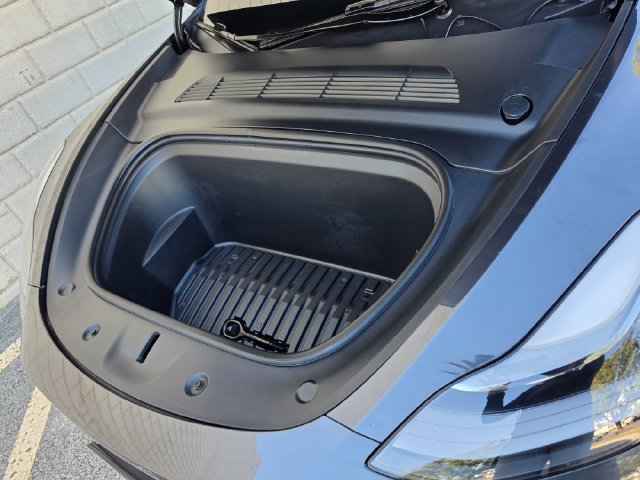 Used 2024 Tesla Model Y Long Range AWD/4WD image 67