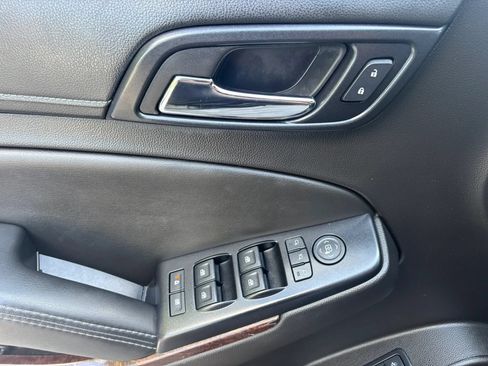 Used 2017 GMC Yukon SLT w/ Open Road Package RWD image 27