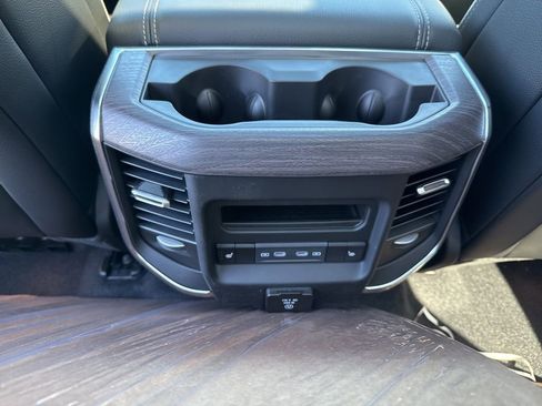 New 2026 RAM 1500 Laramie AWD/4WD image 24