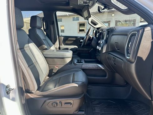 Used 2020 GMC Sierra 1500 Denali w/ Denali Premium Package image 13
