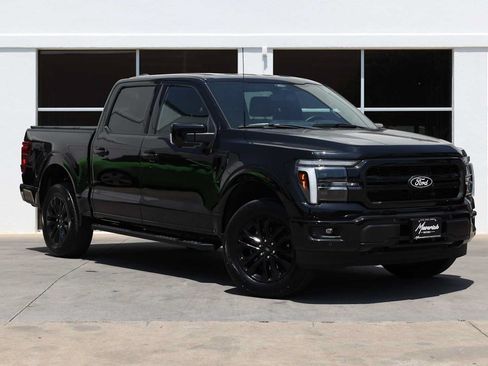 Used 2025 Ford F150 Lariat w/ Equipment Group 501A Mid AWD/4WD image 6