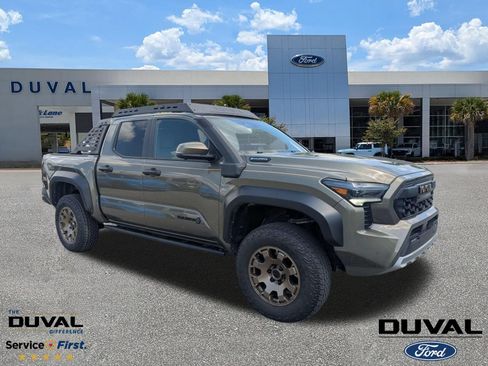 Used 2025 Toyota Tacoma 4x4 Double Cab Hybrid image 1