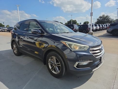 Used 2017 Hyundai Santa Fe Sport FWD image 4