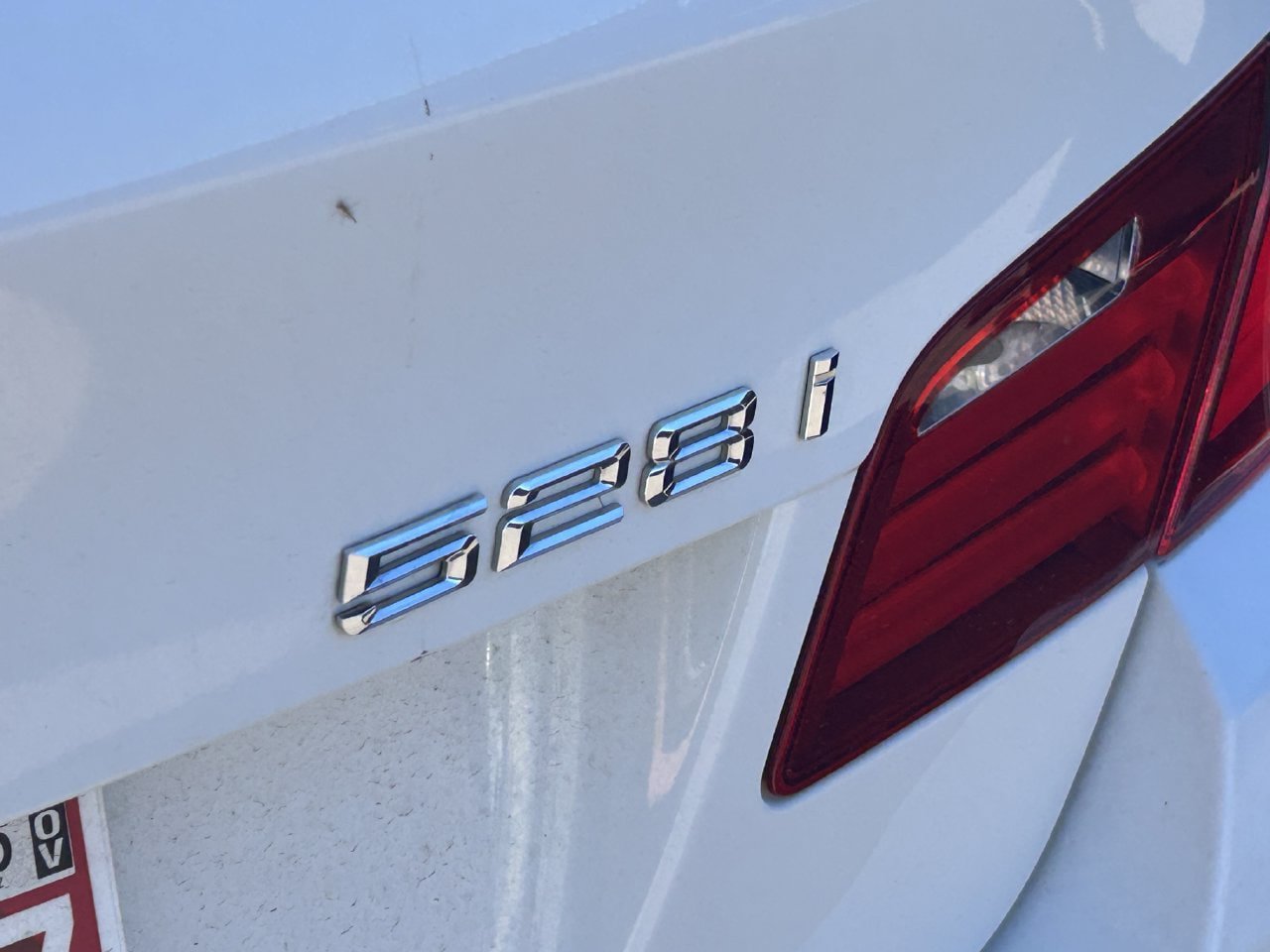Used 2011 BMW 528i Sedan RWD image 7