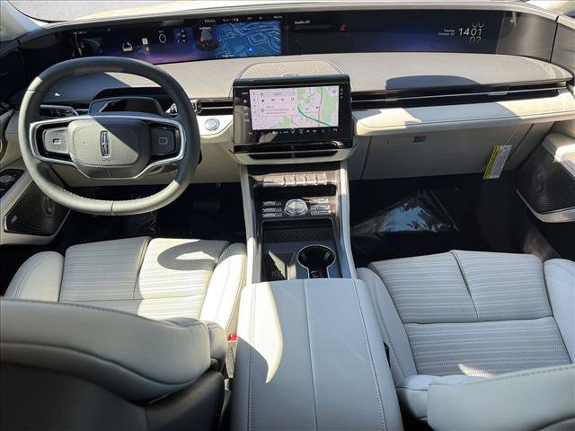 New 2026 Lincoln Nautilus Reserve AWD/4WD image 15