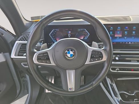 Used 2024 BMW X7 xDrive40i w/ M Sport Package image 12
