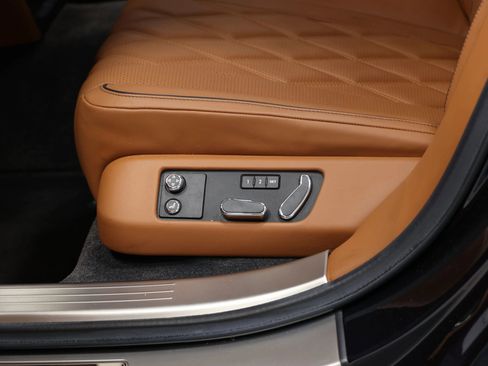 Used 2014 Bentley Flying Spur W12 image 41