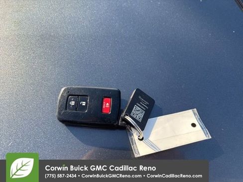 Used 2017 Toyota Tacoma Limited w/ Tow Package image 43