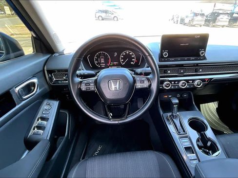 Certified 2023 Honda Civic EX image 5