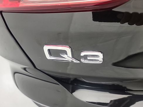Used 2025 Audi Q3 2.0T Premium AWD/4WD image 11