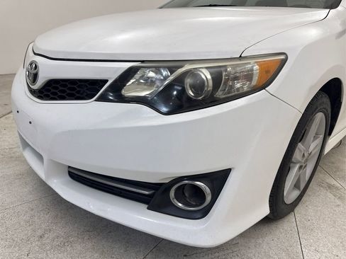 Used 2012 Toyota Camry SE image 12