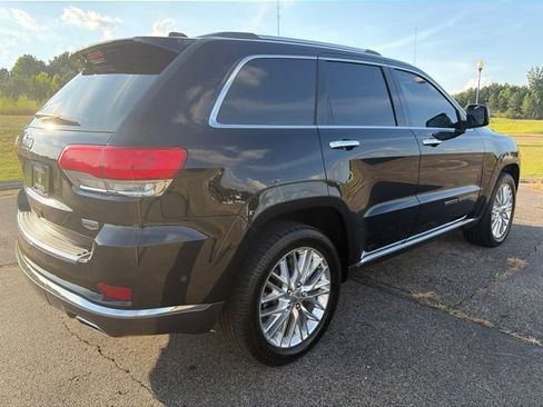Used 2017 Jeep Grand Cherokee Summit AWD/4WD image 4