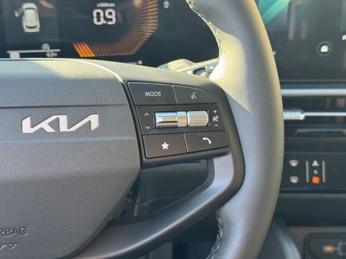 New 2026 Kia Sportage LX image 25