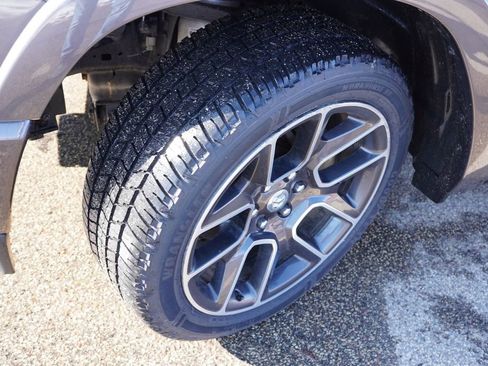 Certified 2019 RAM 1500 Laramie image 13