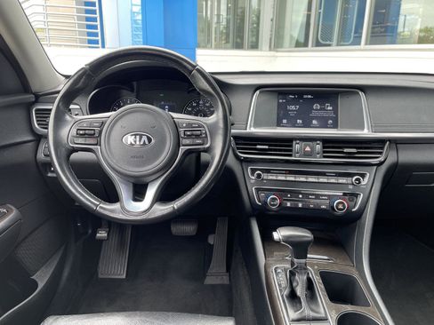 Used 2018 Kia Optima EX w/ Premium Package FWD image 16