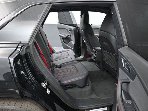 New 2026 Audi Q8 Prestige image 13