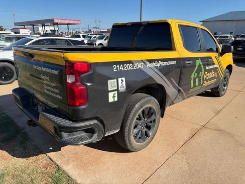 Used 2023 Chevrolet Silverado 1500 Custom w/ LPO, Dark Essentials Package RWD image 4