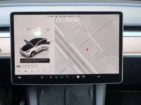 Used 2023 Tesla Model Y Long Range image 22