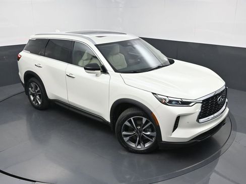 Used 2023 INFINITI QX60 Luxe w/ Performance Audio Package FWD image 36