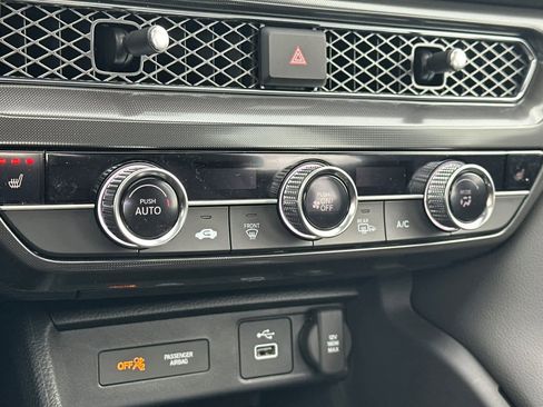 Certified 2025 Acura Integra A-Spec FWD image 18