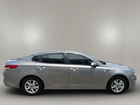 Used 2018 Kia Optima LX FWD image 5