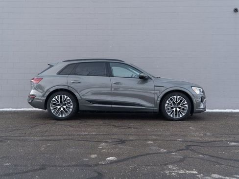 Certified 2024 Audi Q8 e-tron Premium Plus w/ Premium Plus Package image 8