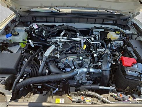 New 2026 Ford Bronco Outer Banks AWD/4WD image 17