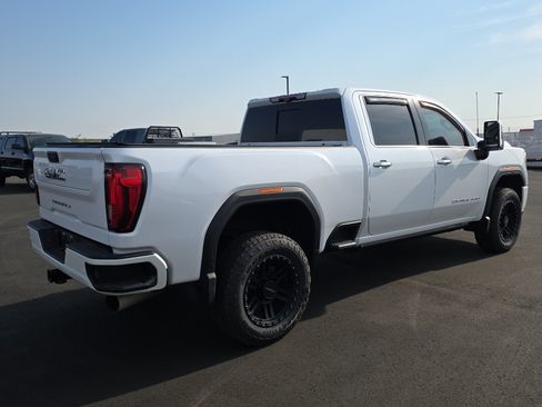 Used 2020 GMC Sierra 2500 Denali w/ Denali Ultimate Package AWD/4WD image 8